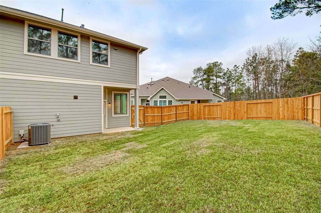 Building Photo - 332 N Spotted Fern Dr