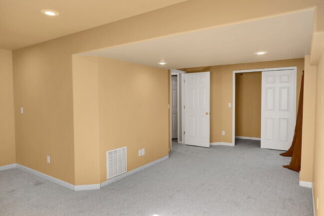 Building Photo - $2,545.00, 4 bed, 3.5 bath, located in Colorado Springs with upgrades