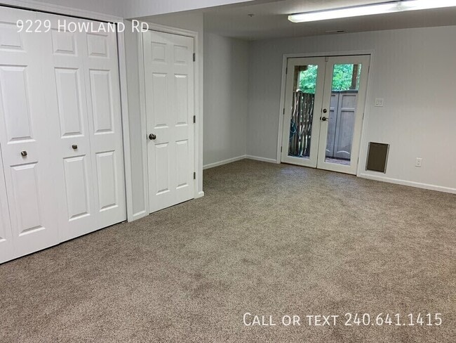 Building Photo - 9229 Howland Rd