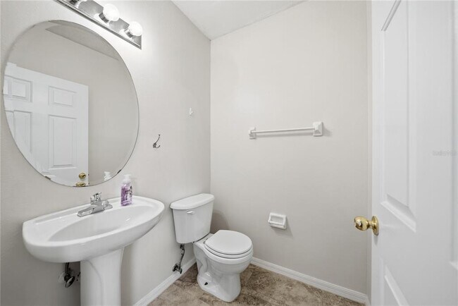 Building Photo - 1139 Baronscourt Dr