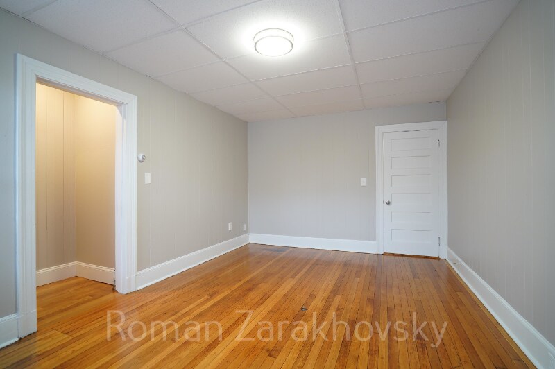 Building Photo - 8 Ashford Ct