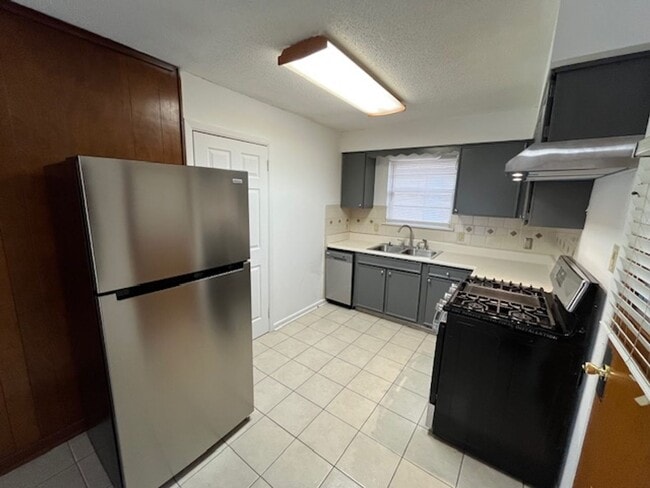 Building Photo - Nice 3 Bedroom 2 Bathroom House in Little Rock, Arkansas