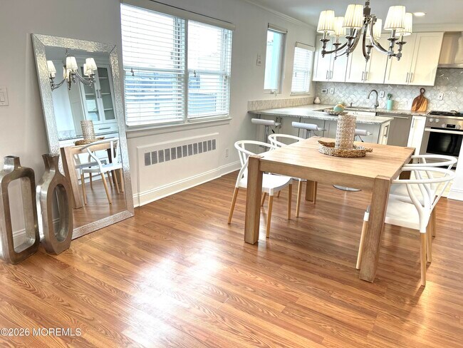 Building Photo - 122 Bodman Pl