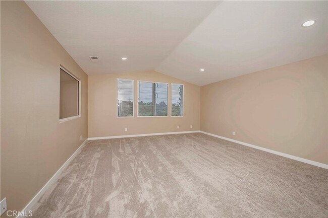 Building Photo - 5338 Chariton Ave