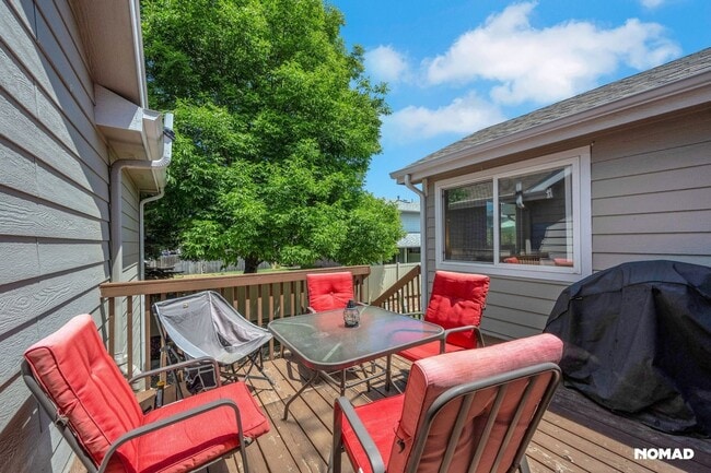 Building Photo - Spacious 4BR Townhome in Greeley