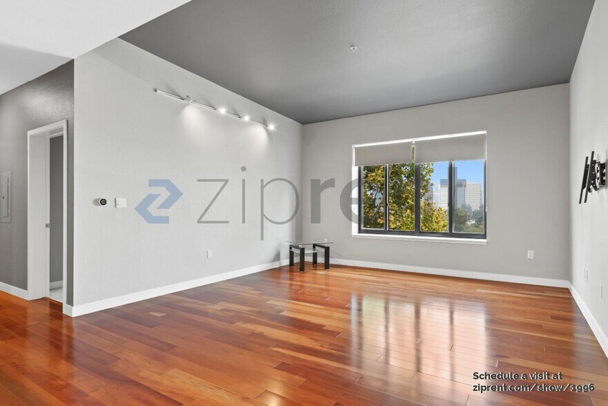 Building Photo - 88 Bush St