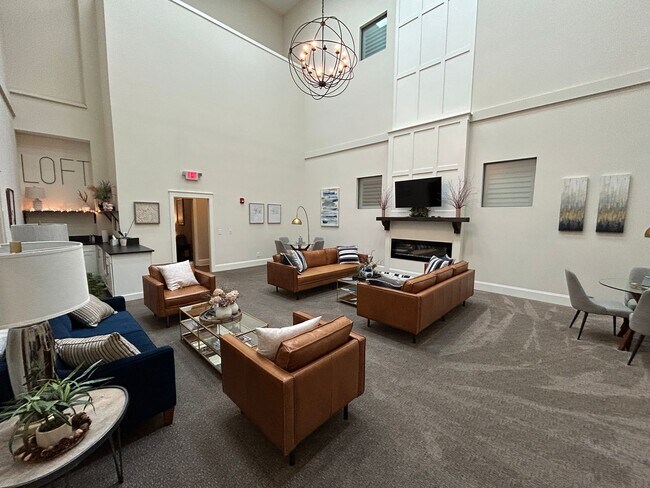 Building Photo - Beautifully Furnished 1/1 Apartment in Downtown Broad St.- $2,350