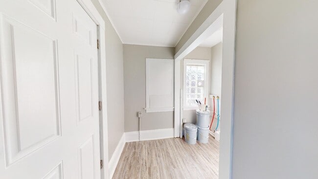 Building Photo - Clark / Fulton Area - Single Family Home