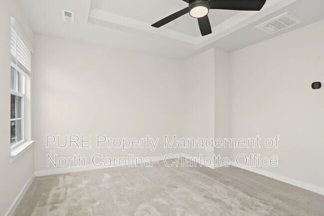 Building Photo - 2140 Autumn Cyprus Ave