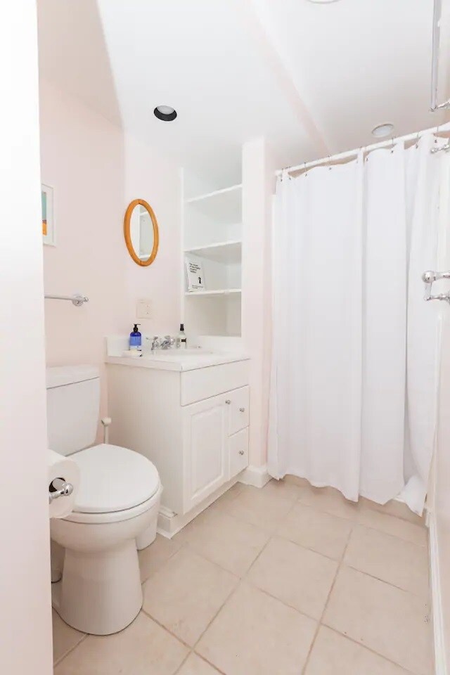 Building Photo - 16A Linden Pl