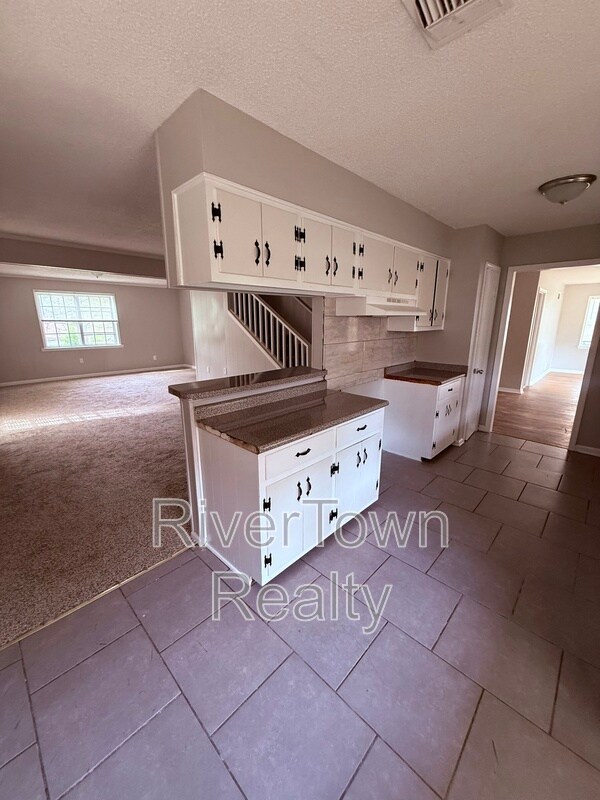 Building Photo - 3113 Wickham Dr