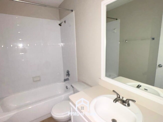 Building Photo - 18310 Atasca Wds Trce