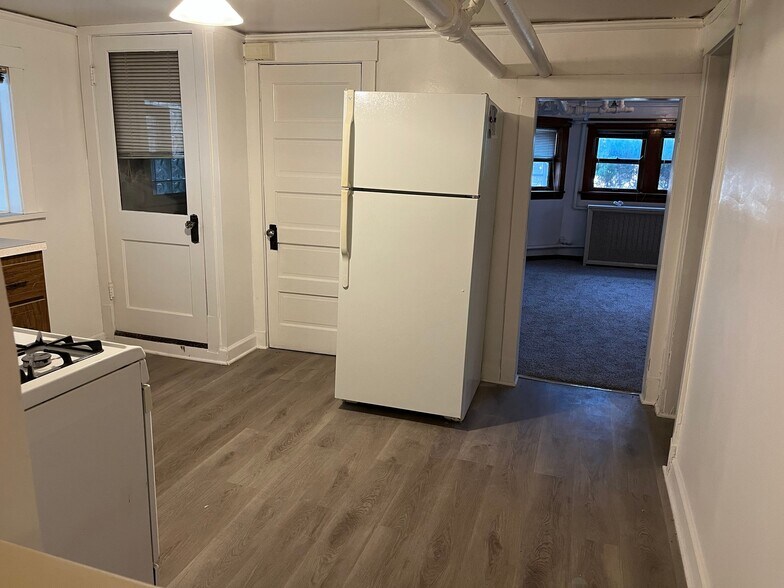 Building Photo - 1915 Kenilworth Ave