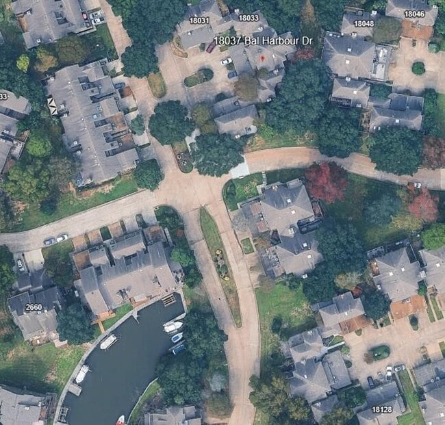 Building Photo - 18037 Bal Harbour Dr