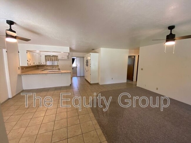 Building Photo - 1927 S Julieann Ct