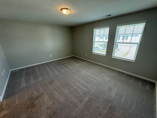 Building Photo - Nice 2/2.5 Townhouse in Cartersville- $1,495
