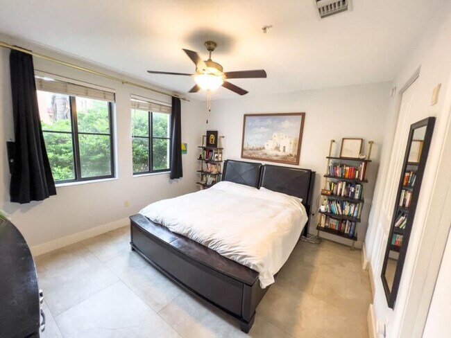 Building Photo - 2901 NW 126th Ave