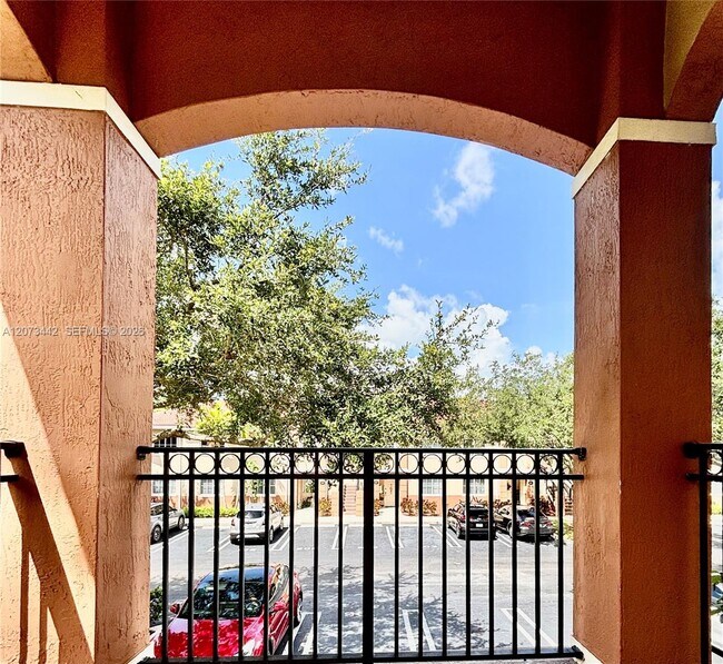Building Photo - 3481 Briar Bay Blvd