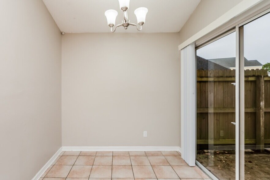 Building Photo - 212 Rapscallion Ct