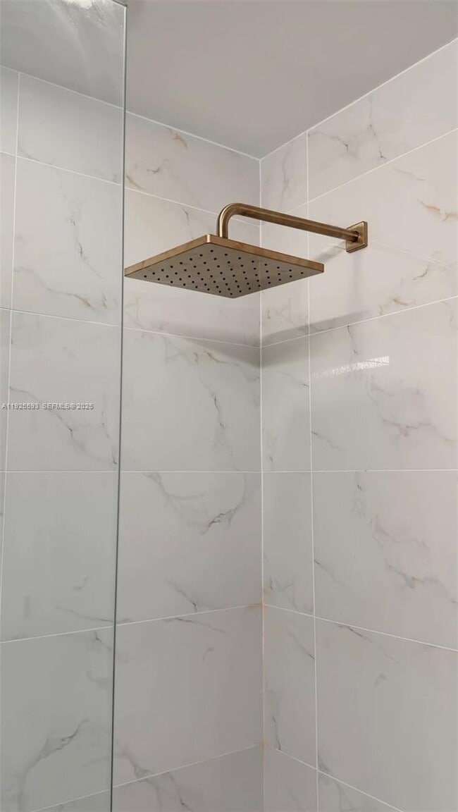 Building Photo - 16385 Biscayne Blvd