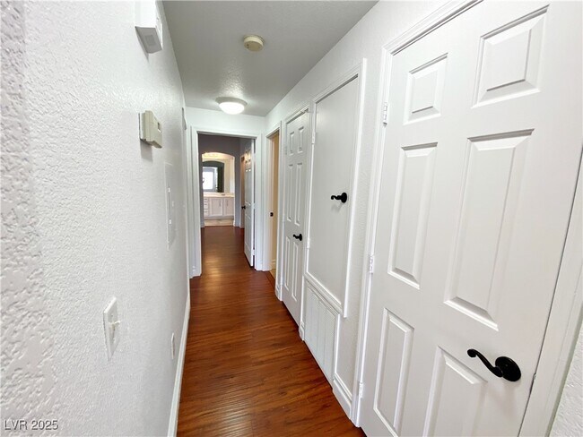 Building Photo - 10701 Pappas Ln