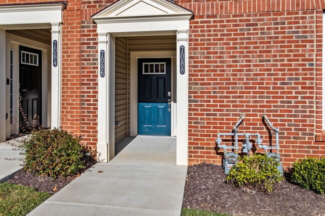 Building Photo - 7086 Executive Way