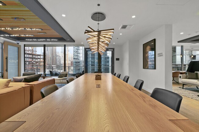 Building Photo - Nexus Condominium - 1 bedroom + den