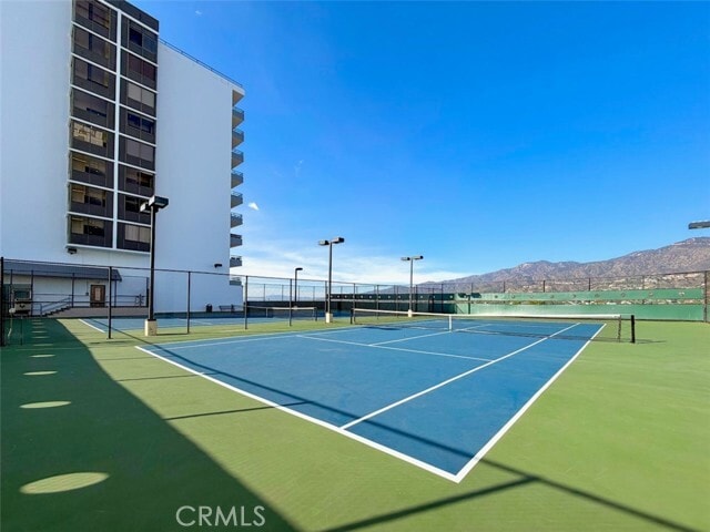 Building Photo - 343 Pioneer Dr