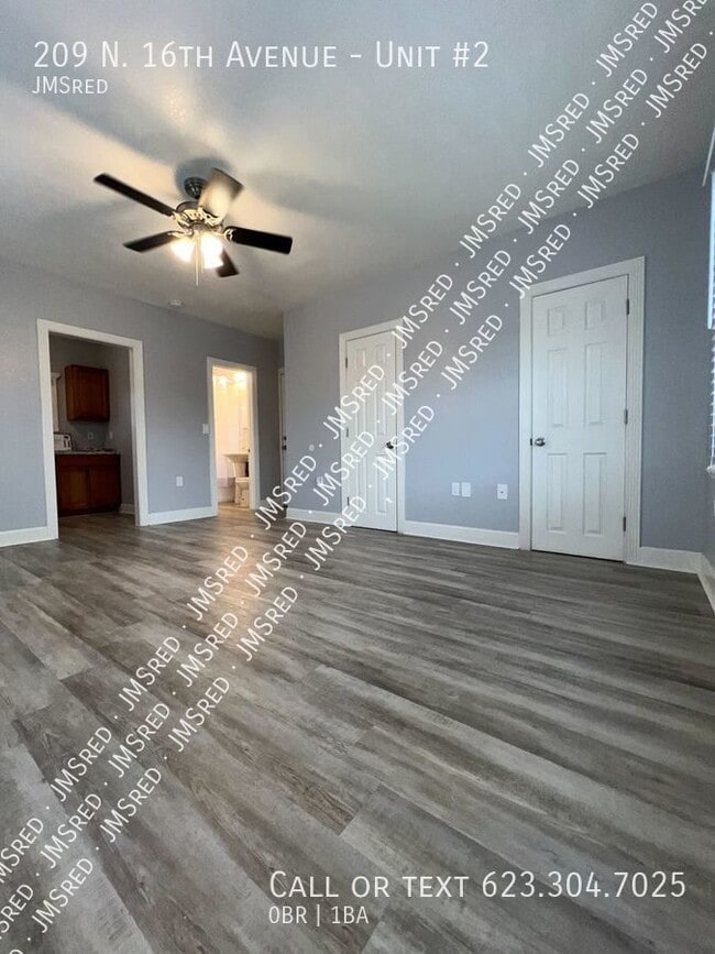 Building Photo - 209 N 16th Ave