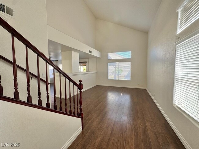 Building Photo - 7962 Traditional Ct