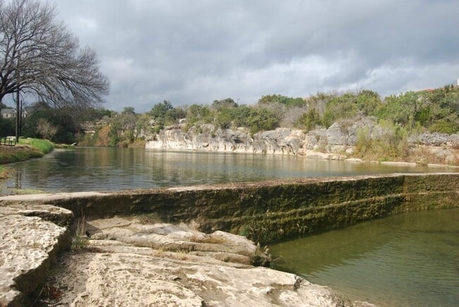 Building Photo - 406 West St