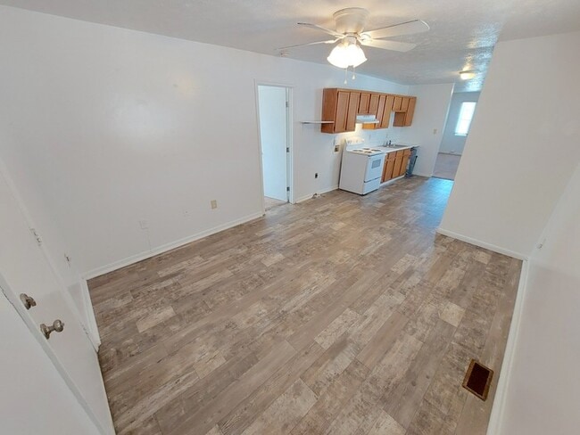 Building Photo - 810 Griffin St