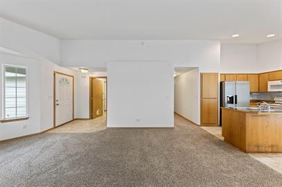 Building Photo - Charming 3 bedroom home