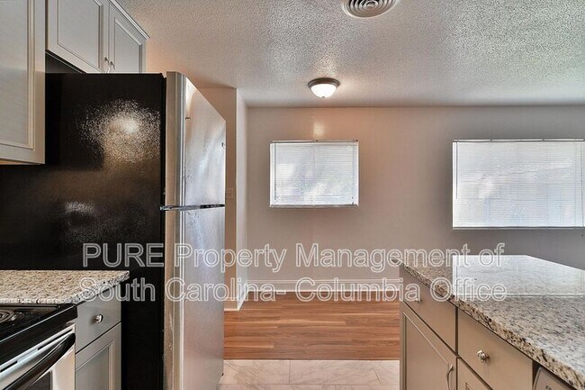 Building Photo - 1304 Suber St