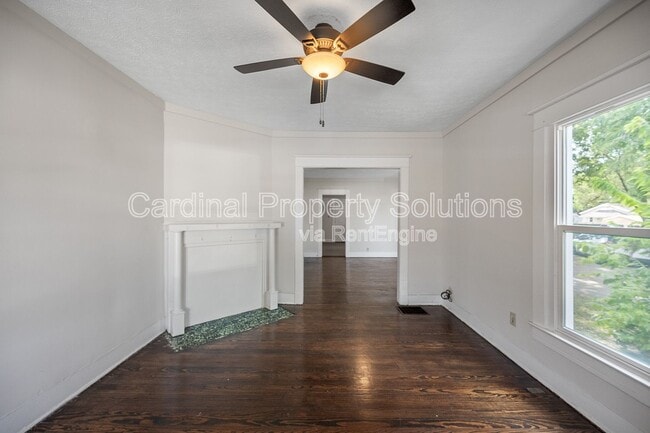Building Photo - 1227 Woodside Blvd