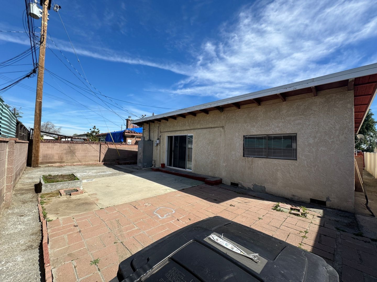 Building Photo - 13607 Charlemagne Ave