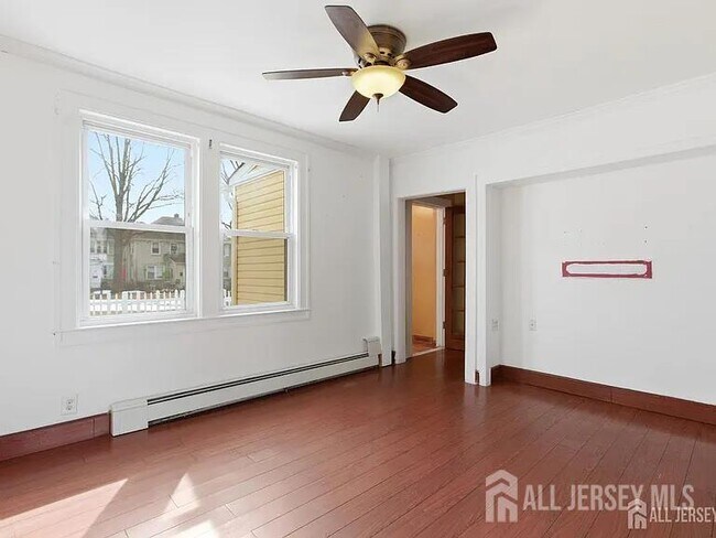 Building Photo - 25 Langley Pl
