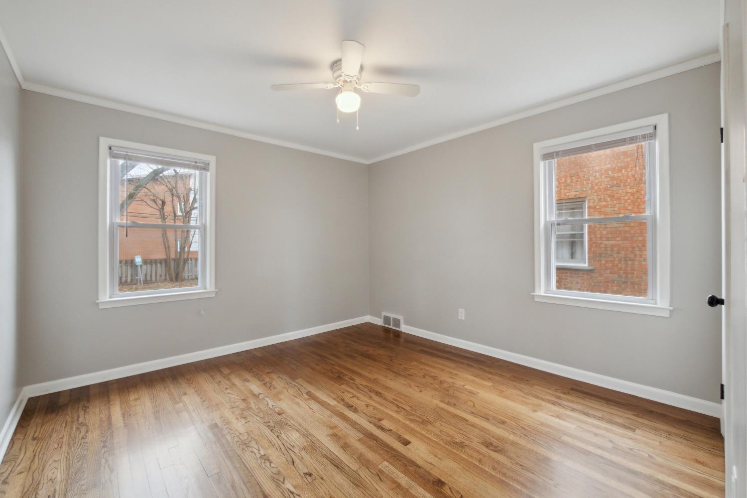 Building Photo - 206 Catalpa Dr