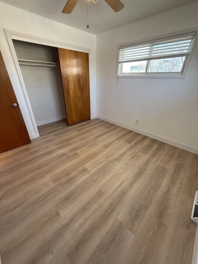 Building Photo - 4713 Diana Dr