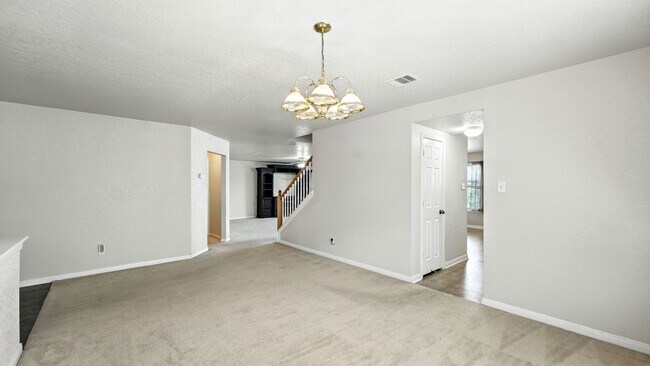 Building Photo - 4527 Summer Fall