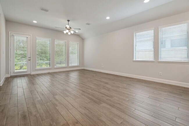 Building Photo - 14866 Whistling Duck Ln