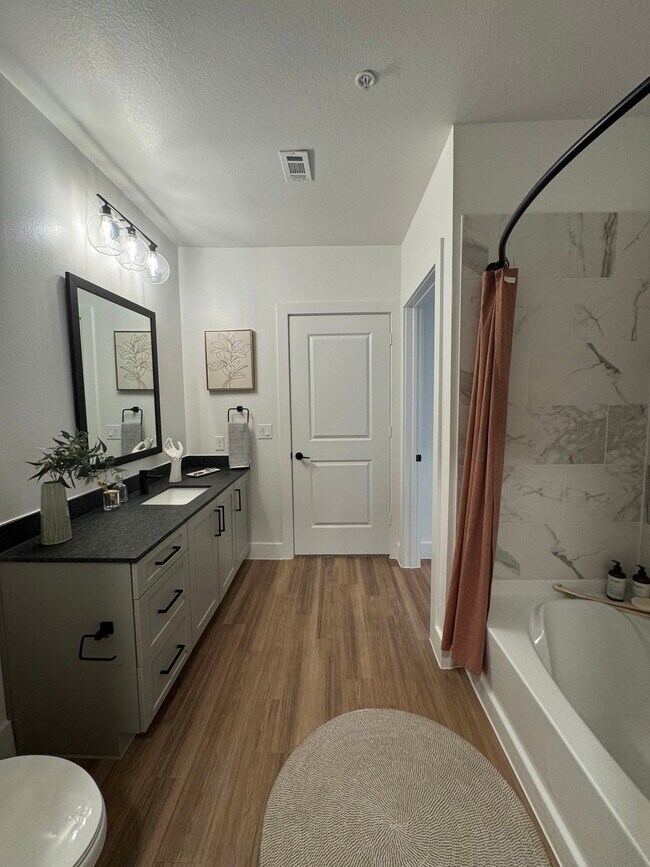 Building Photo - 3701 Raven Trl