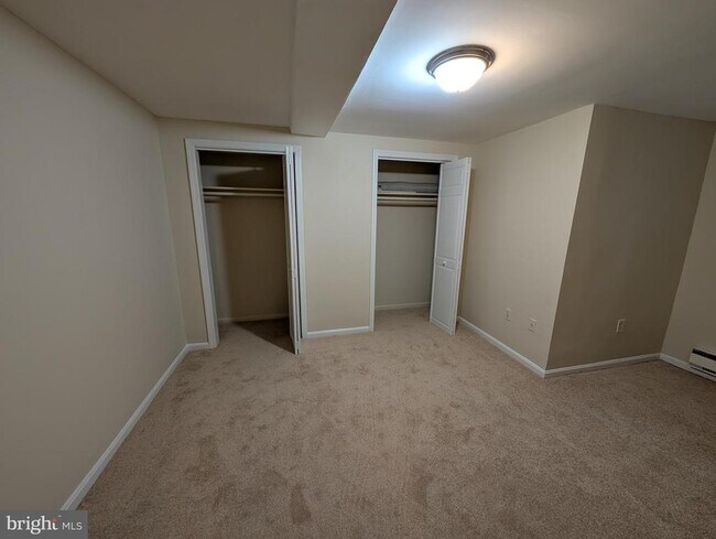 Building Photo - 1332 15th St NW