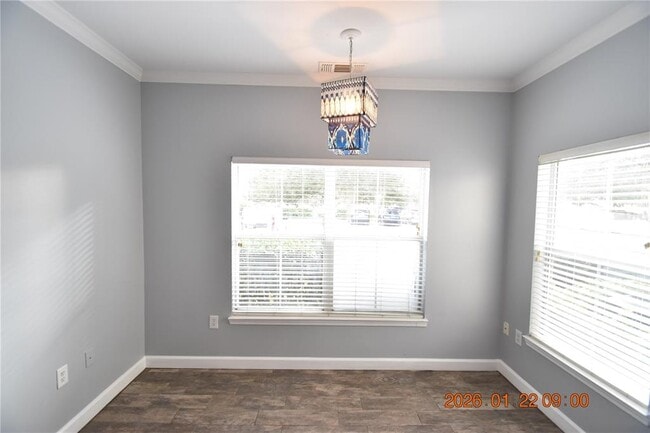 Building Photo - 18573 Bridle Club Dr