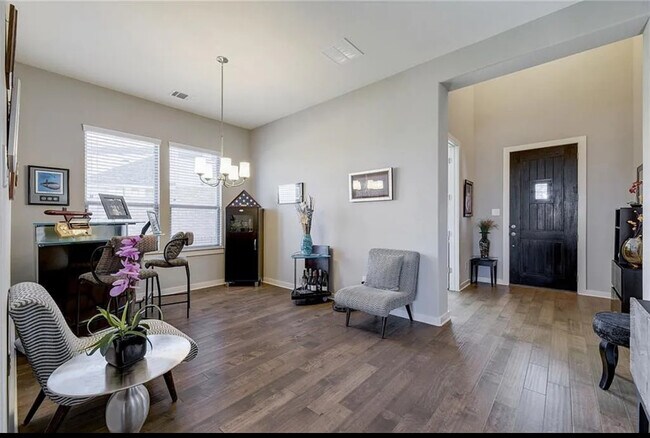 Building Photo - 104 Garner Park Cove