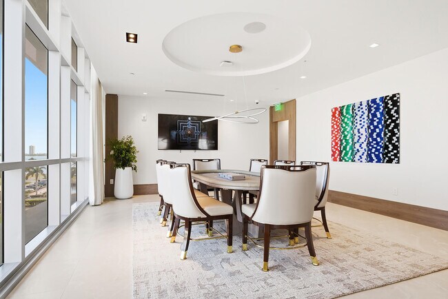 Building Photo - 220 Lake Shore Dr