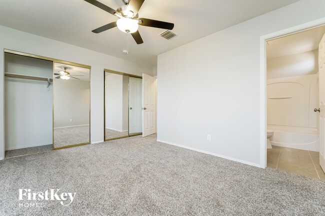 Building Photo - 2046 Silver Grass Pl