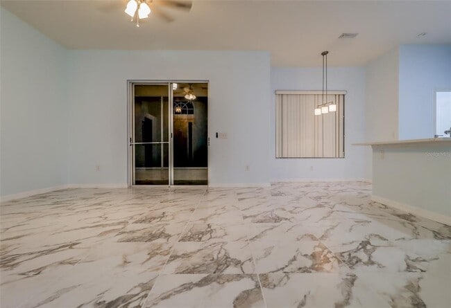 Building Photo - 207 Taylor Bay Ln