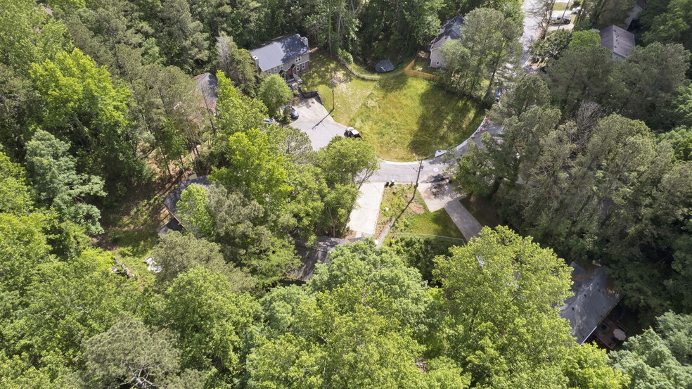 Building Photo - 4433 Coopers Creek Dr SE
