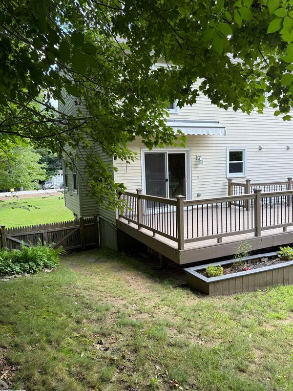 Building Photo - 158 Tina Dr